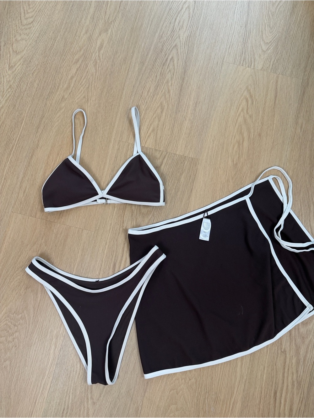 NWOT Wilo The Label 3pc Bikini Set S